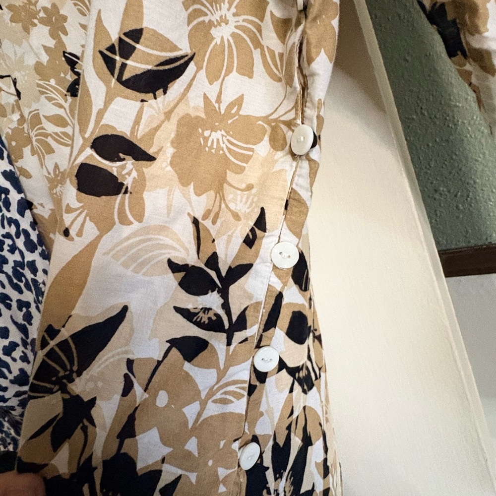 Plus Size 2X 24W & 26/28W Button Front Shirts Cato & Style & Co Bundle - Picture 4 of 7